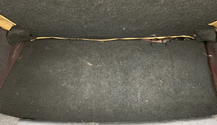 2017 Mahindra Kuv100 K8 D 6 STR, Diesel, Manual, 1,21,731 km, Boot Inside