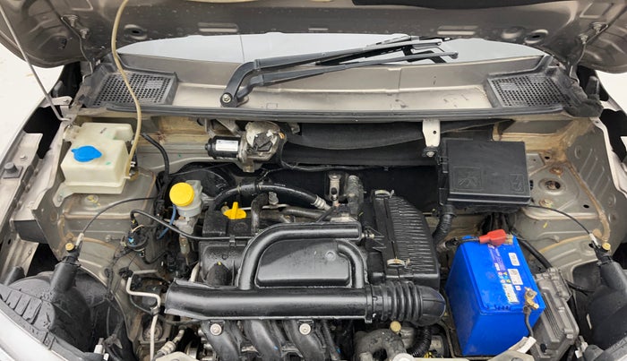 2017 Renault Kwid RXT 1.0 AMT (O), Petrol, Automatic, 49,444 km, Engine View