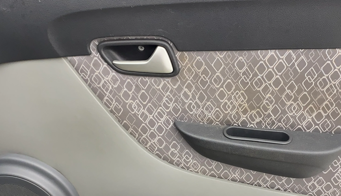 2019 Maruti Alto 800 LXI, Petrol, Manual, 21,037 km, Driver Side Door Panels Control