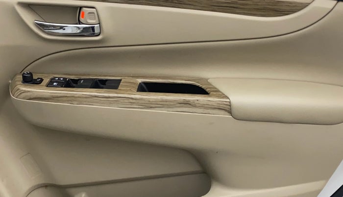 2019 Maruti Ciaz ALPHA 1.5 SHVS PETROL, Petrol, Manual, 42,646 km, Driver Side Door Panels Control