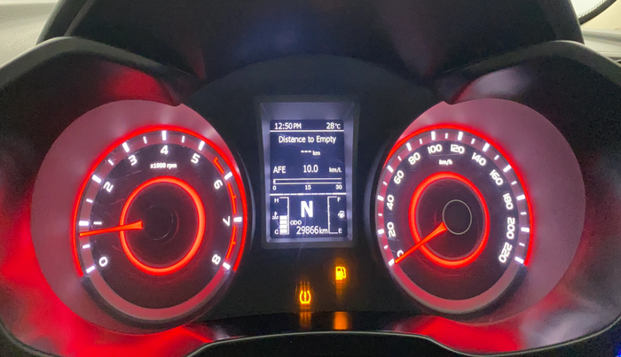 2022 Mahindra XUV300 W8 (O) 1.2 PETROL AMT DUAL TONE, Petrol, Automatic, 29,845 km, Odometer Image