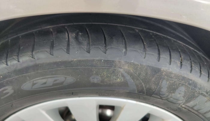 2011 BMW 7 Series 730Ld, Diesel, Automatic, 67,640 km, Right Front Tyre Tread