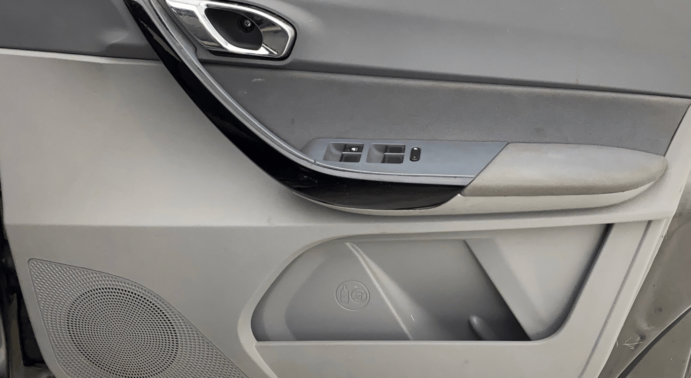 2021 Tata TIGOR XZ PLUS PETROL, Petrol, Manual, 58,288 km, Driver Side Door Panels Control