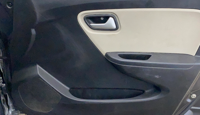2020 Maruti Alto LXI, Petrol, Manual, 34,905 km, Driver Side Door Panels Control
