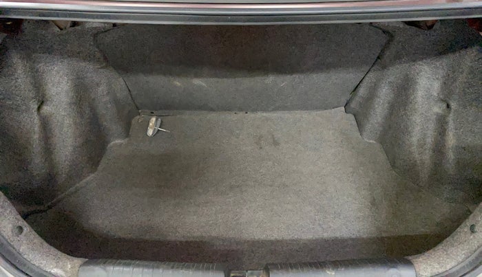 2015 Honda Amaze 1.2L I-VTEC SX, Petrol, Manual, 56,087 km, Boot Inside