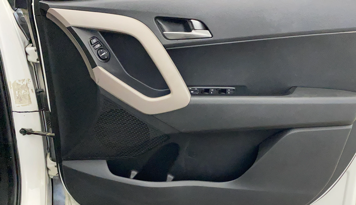 2017 Hyundai Creta SX PLUS AT 1.6 PETROL, Petrol, Automatic, 50,715 km, Driver Side Door Panels Control