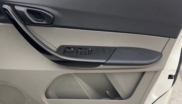 2019 Tata Tiago XZA PETROL, Petrol, Automatic, 35,348 km, Driver Side Door Panels Control