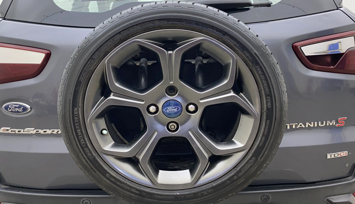 2019 Ford Ecosport TITANIUM 1.5L SPORTS(SUNROOF) DIESEL, Diesel, Manual, 1,43,832 km, Spare Tyre