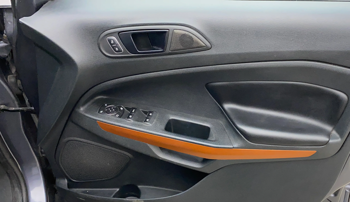 2019 Ford Ecosport TITANIUM 1.5L SPORTS(SUNROOF) DIESEL, Diesel, Manual, 1,43,832 km, Driver Side Door Panels Control