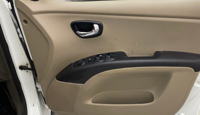 2012 Hyundai i10 SPORTZ 1.2 AT, Petrol, Automatic, 45,033 km, Driver Side Door Panels Control