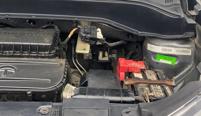 2022 Tata PUNCH ADVENTURE MT, Petrol, Manual, 32,216 km, Engine View - Left