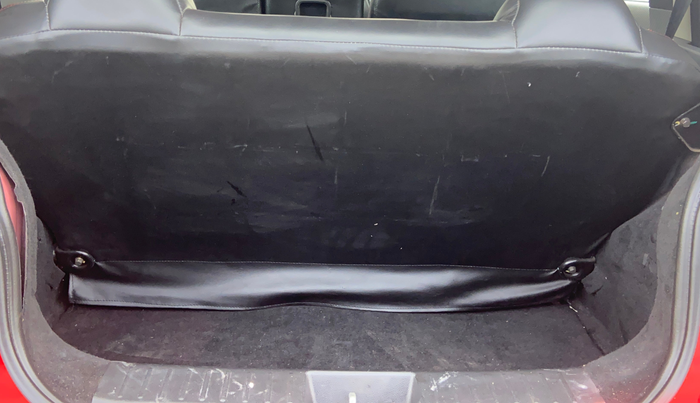 2019 Mahindra KUV 100 NXT K2 P 6 STR, Petrol, Manual, 40,305 km, Boot Inside