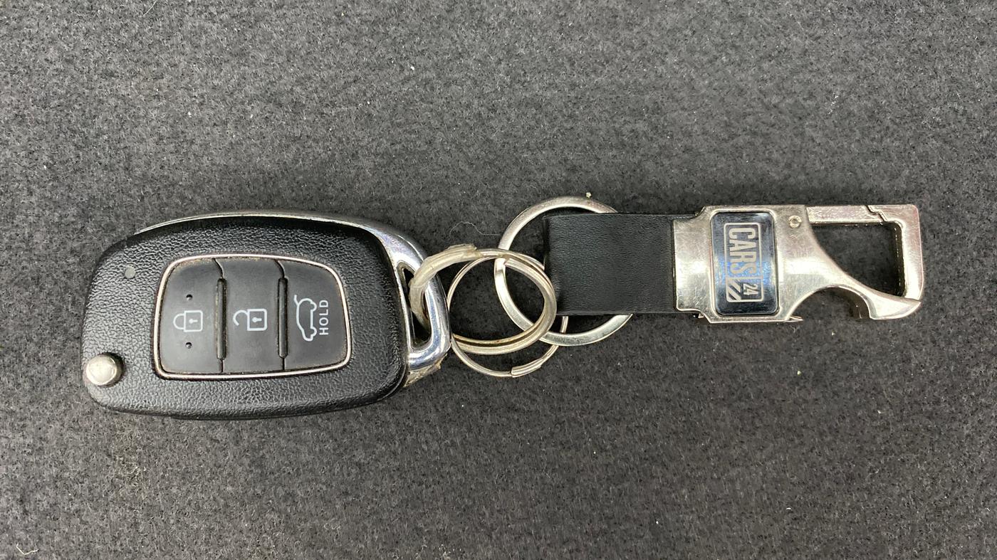 2015 Hyundai Elite i20 SPORTZ 1.2, Petrol, Manual, 31,131 km, Key Close Up