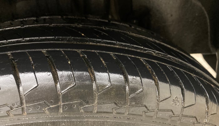 2022 Maruti Swift VXI, Petrol, Manual, 33,975 km, Left Rear Tyre Tread