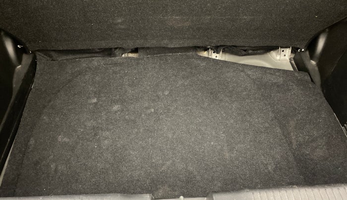 2022 Maruti Swift VXI, Petrol, Manual, 33,975 km, Boot Inside