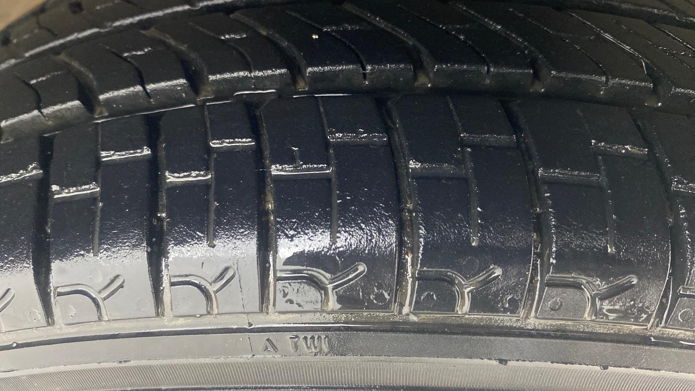 2016 Maruti Alto K10 VXI AMT, Petrol, Automatic, 59,257 km, Right Front Tyre Tread