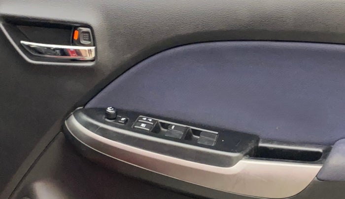 2020 Maruti Baleno ALPHA PETROL 1.2, Petrol, Manual, 1,26,156 km, Driver Side Door Panels Control