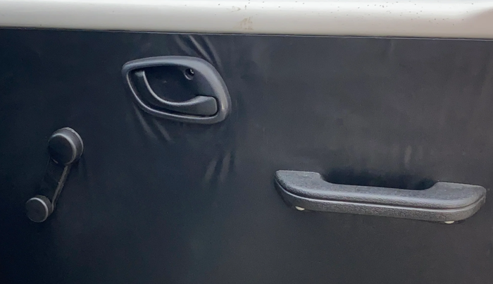 2018 Maruti Eeco 5 STR WITH A/C+HTR, Petrol, Manual, 36,755 km, Driver Side Door Panels Control