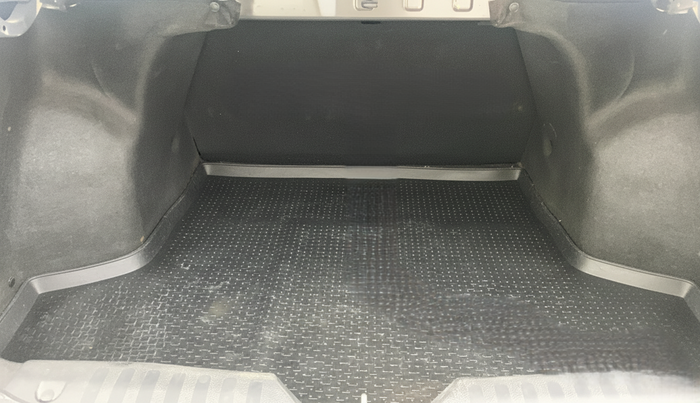 2018 Maruti Ciaz ZETA 1.4  AT PETROL, Petrol, Automatic, 40,661 km, Boot Inside