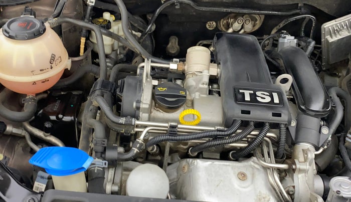 2019 Volkswagen Vento HIGHLINE PETROL AT, Petrol, Automatic, 1,03,074 km, Engine View - Right
