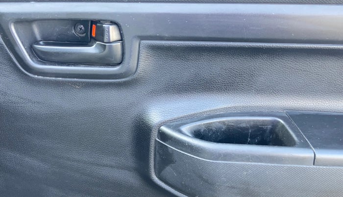 2022 Maruti S PRESSO VXI (O), Petrol, Manual, 11,261 km, Driver Side Door Panels Control