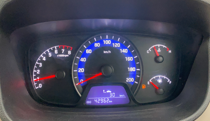 2015 Hyundai Xcent S 1.2, Petrol, Manual, 42,915 km, Odometer Image