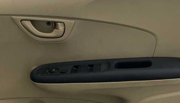 2016 Honda Brio S MT, Petrol, Manual, 47,631 km, Driver Side Door Panels Control