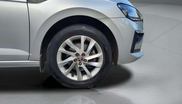 2023 Skoda SLAVIA AMBITION 1.0L TSI AT, Petrol, Automatic, 16,809 km, Right Front Wheel
