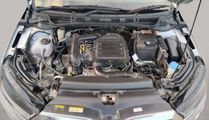 2023 Skoda SLAVIA AMBITION 1.0L TSI AT, Petrol, Automatic, 16,809 km, Engine View