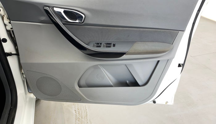 2021 Tata TIGOR XZ PLUS PETROL, Petrol, Manual, 56,052 km, Driver Side Door Panels Control