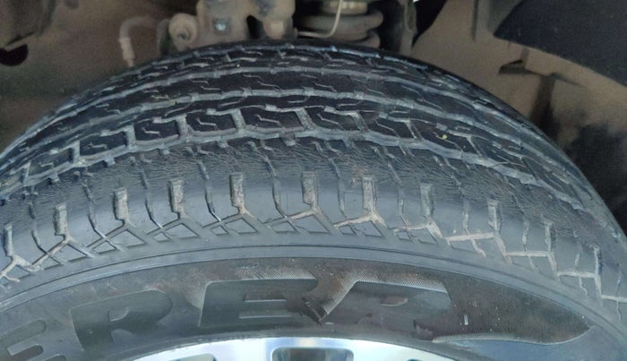 2021 Ford Endeavour TITANIUM PLUS 2.0 4X2 AT SUNROOF, Diesel, Automatic, 38,954 km, Left Front Tyre Tread
