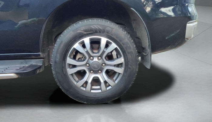 2021 Ford Endeavour TITANIUM PLUS 2.0 4X2 AT SUNROOF, Diesel, Automatic, 38,954 km, Left Rear Wheel