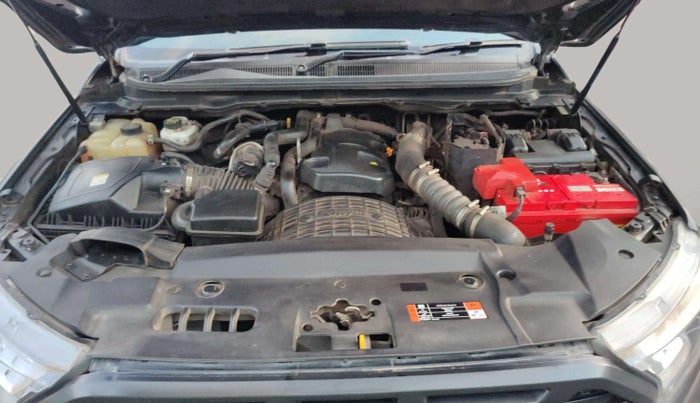 2021 Ford Endeavour TITANIUM PLUS 2.0 4X2 AT SUNROOF, Diesel, Automatic, 38,954 km, Engine View