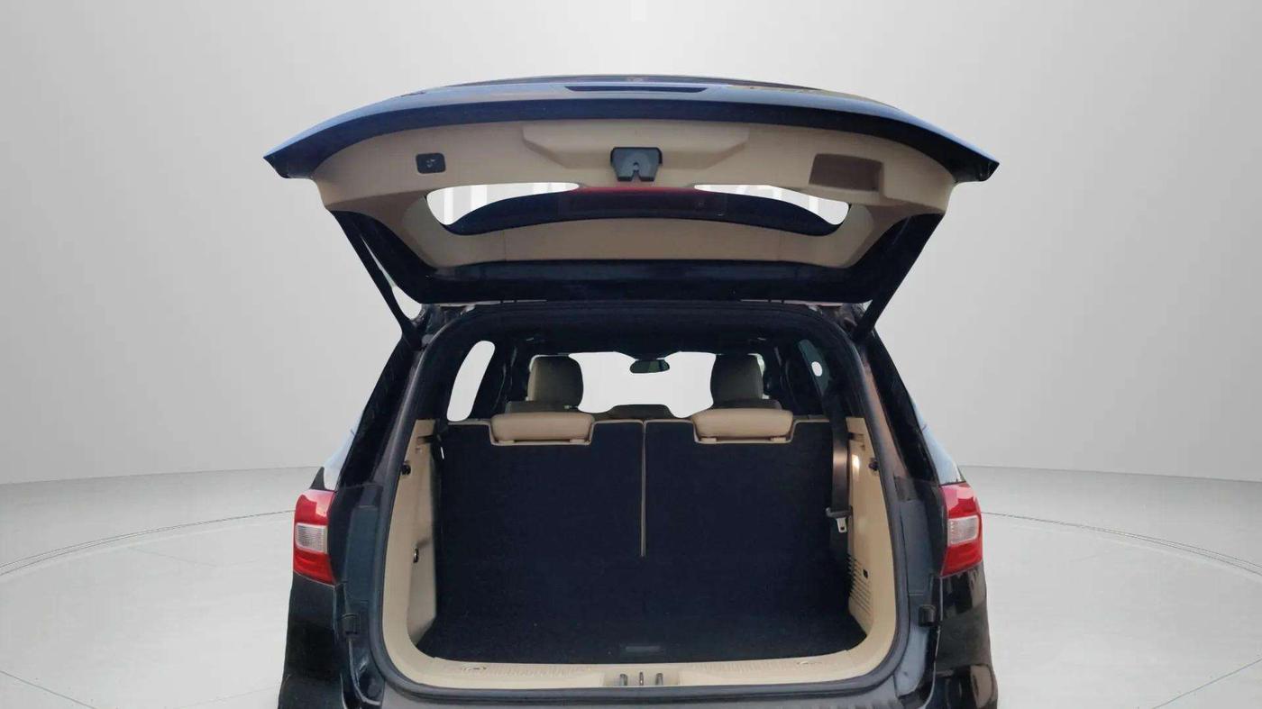 2021 Ford Endeavour TITANIUM PLUS 2.0 4X2 AT SUNROOF, Diesel, Automatic, 38,954 km, Boot Door Open