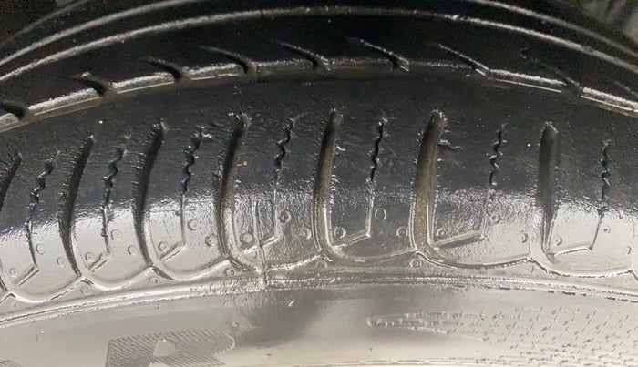 2021 Ford Ecosport TITANIUM 1.5L PETROL, Petrol, Manual, 21,168 km, Right Front Tyre Tread