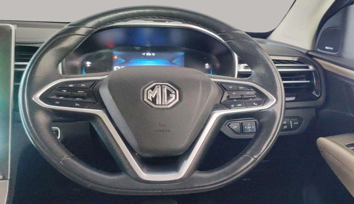 2023 MG HECTOR SHARP PRO 1.5 PETROL TURBO CVT PETROL, Petrol, Automatic, 25,895 km, Steering Wheel Close Up