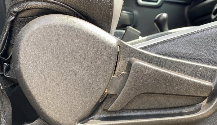 2022 Maruti S PRESSO VXI (O), Petrol, Manual, 12,706 km, Driver Side Adjustment Panel