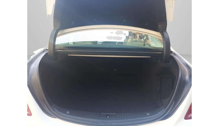 2015 Mercedes Benz S Class S350 CDI, Diesel, Automatic, 56,145 km, Boot Inside