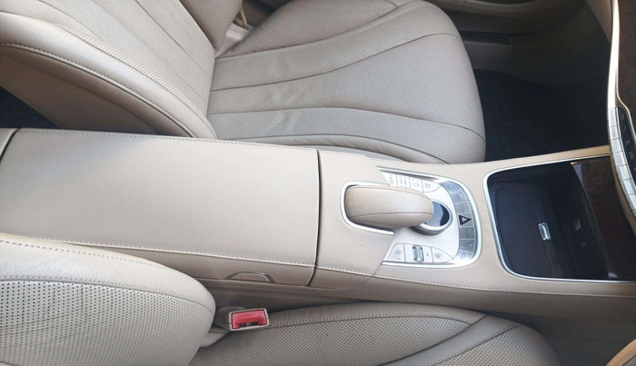 2015 Mercedes Benz S Class S350 CDI, Diesel, Automatic, 56,145 km, Gear Lever