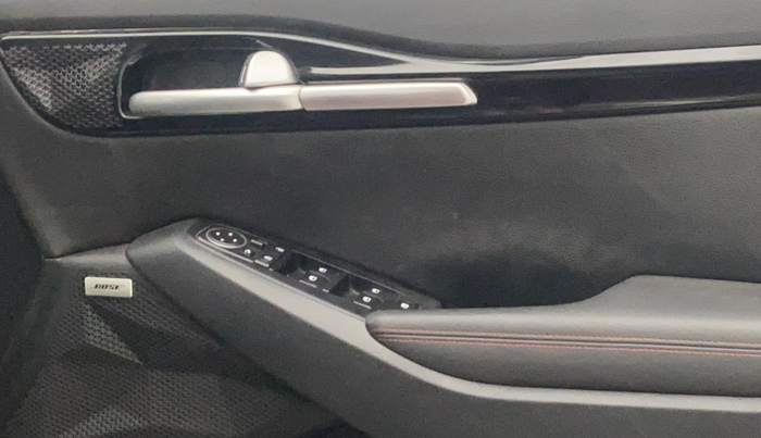 2021 KIA SELTOS GTX PLUS 1.4 PETROL, Petrol, Manual, 70,293 km, Driver Side Door Panels Control