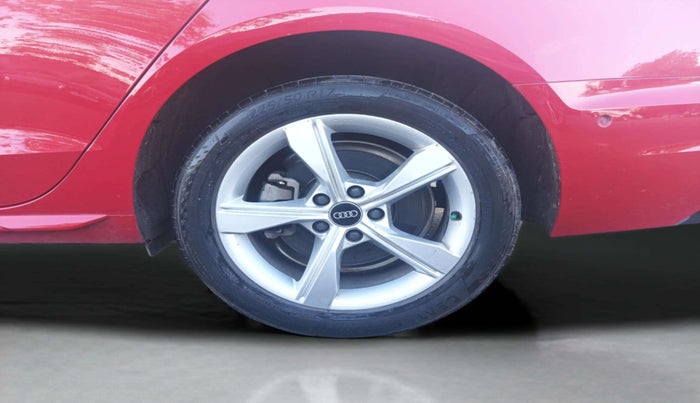 2022 Audi A4 40 TFSI TECHNOLOGY, Petrol, Automatic, 35,016 km, Left Rear Wheel