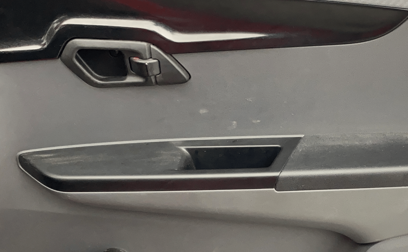 2019 Mahindra KUV 100 NXT K2+ P 6 STR, Petrol, Manual, 23,399 km, Driver Side Door Panels Control