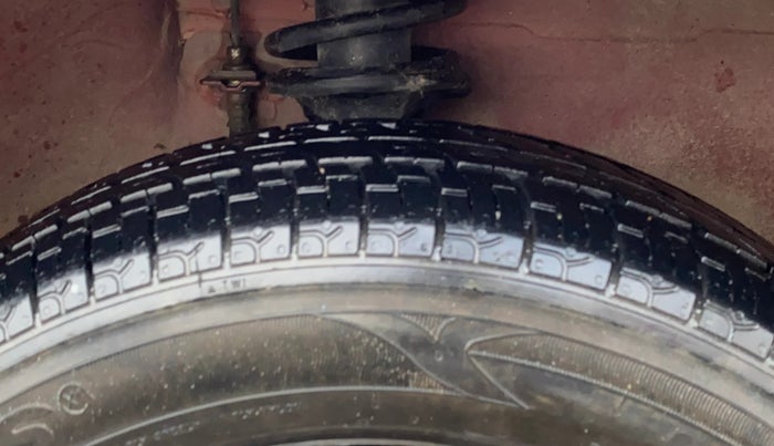 2016 Maruti Alto K10 VXI, Petrol, Manual, 43,818 km, Right Front Tyre Tread