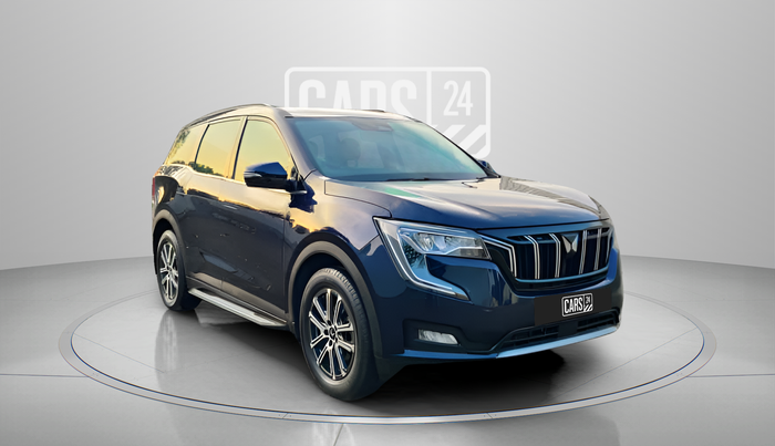 2024 Mahindra XUV700 AX 7 D AT 7 STR, Diesel, Automatic, 33,869 km, Right Front Diagonal