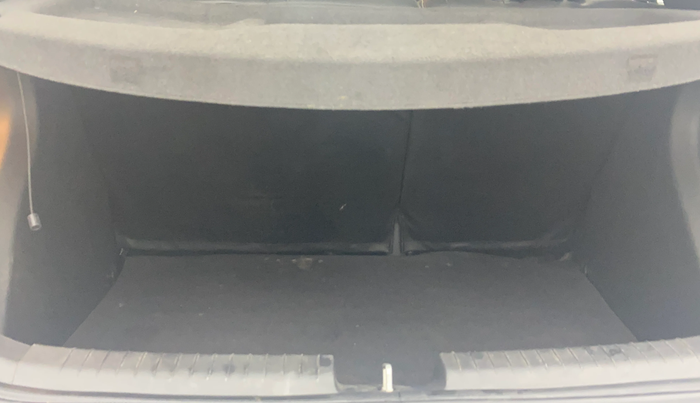 2015 Hyundai Elite i20 ASTA 1.2 (O), Petrol, Manual, 34,343 km, Boot Inside