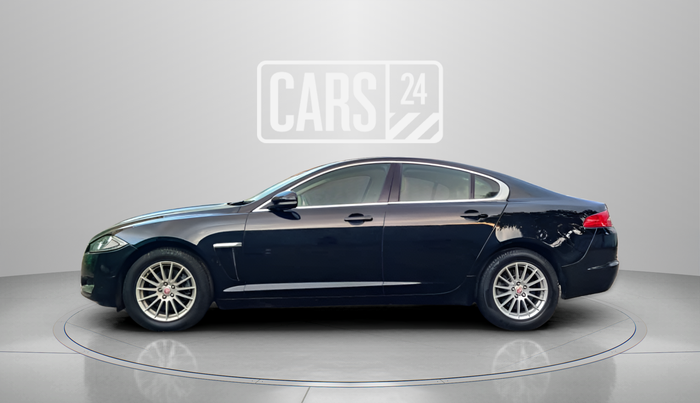 2015 Jaguar XF 2.2 DIESEL LUXURY, Diesel, Automatic, 52,618 km, Left Side