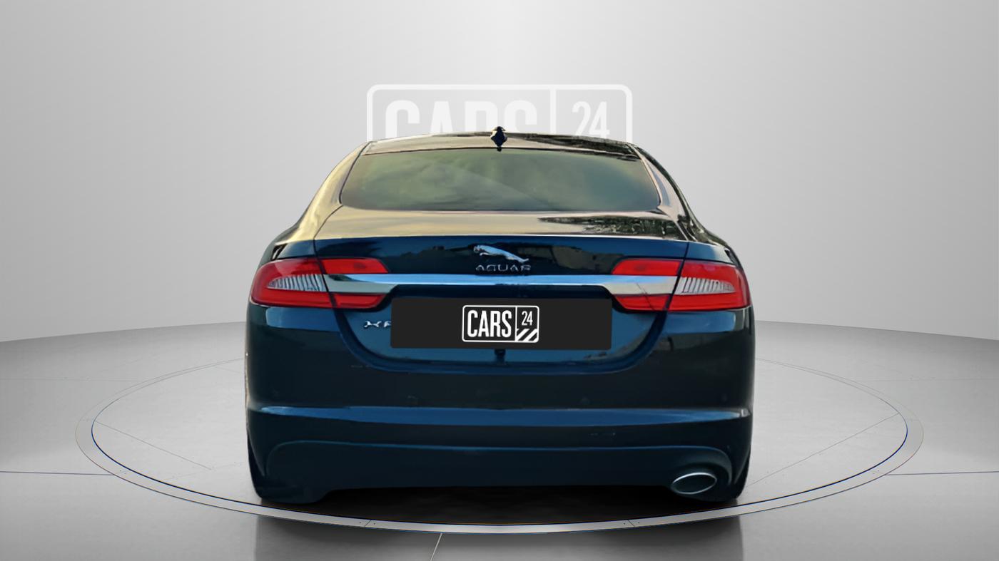 2015 Jaguar XF 2.2 DIESEL LUXURY, Diesel, Automatic, 52,618 km, Back/Rear