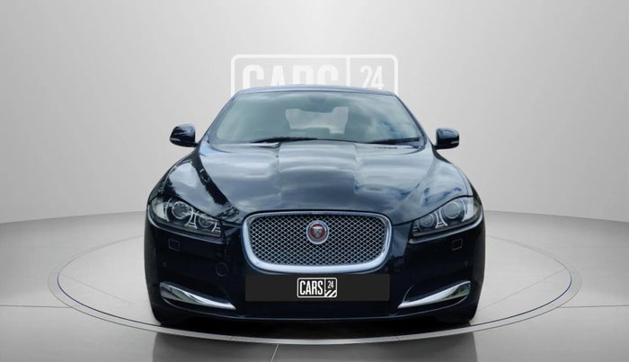 2015 Jaguar XF 2.2 DIESEL LUXURY, Diesel, Automatic, 52,618 km, Front