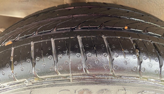 2017 Nissan Micra XV CVT, Petrol, Automatic, 46,210 km, Right Rear Tyre Tread