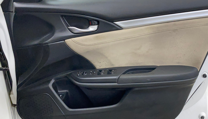 2019 Honda Civic 1.8L I-VTEC V CVT, Petrol, Automatic, 72,444 km, Driver Side Door Panels Control